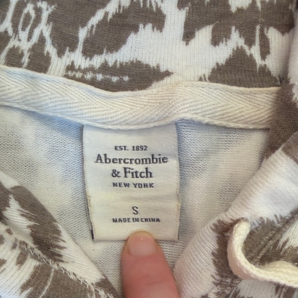 Abercrombie & Fitch Brown and Cream Patterned Hoodie - Picture 3 of 7
